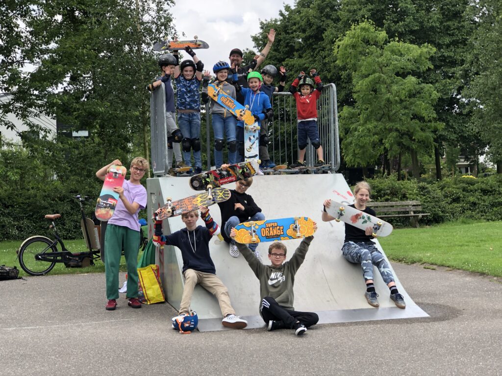 Skateboarden leer je bij SkateschoolLeiden.nl